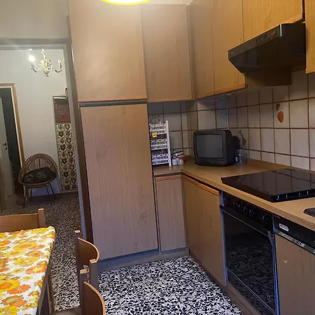 Laghi Di Di Licinia E Mario Apartamento *