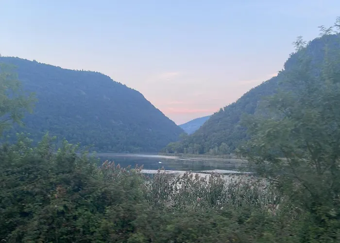 公寓 Laghi Di Di Licinia E Mario Asso