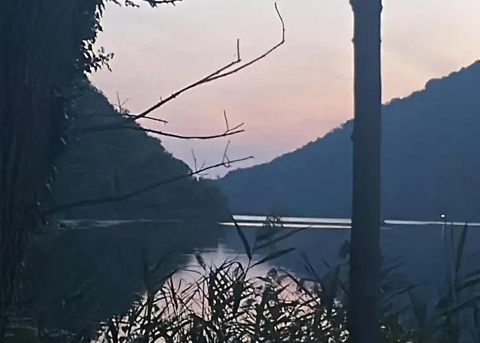 Laghi Di Di Licinia E Mario
