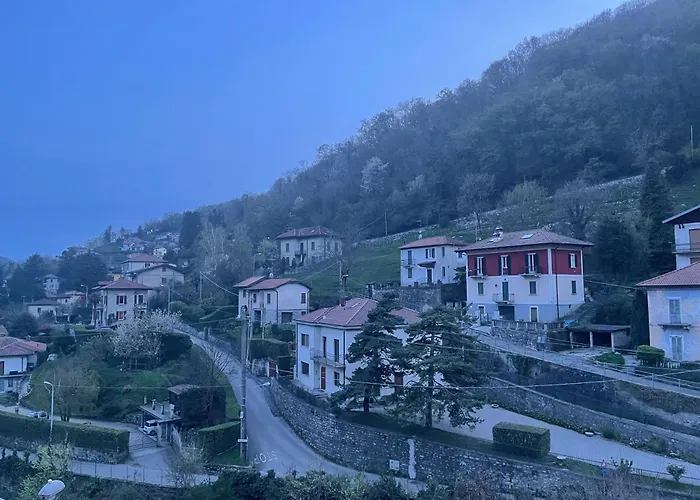 Laghi Di Di Licinia E Mario 公寓 Asso